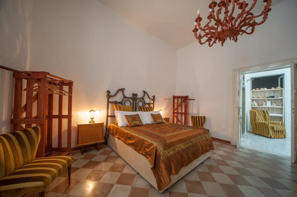 Suite San Giorgio Trani Exterior photo